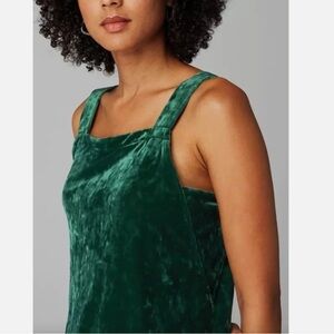 Elegant Green Velvet Women's Top